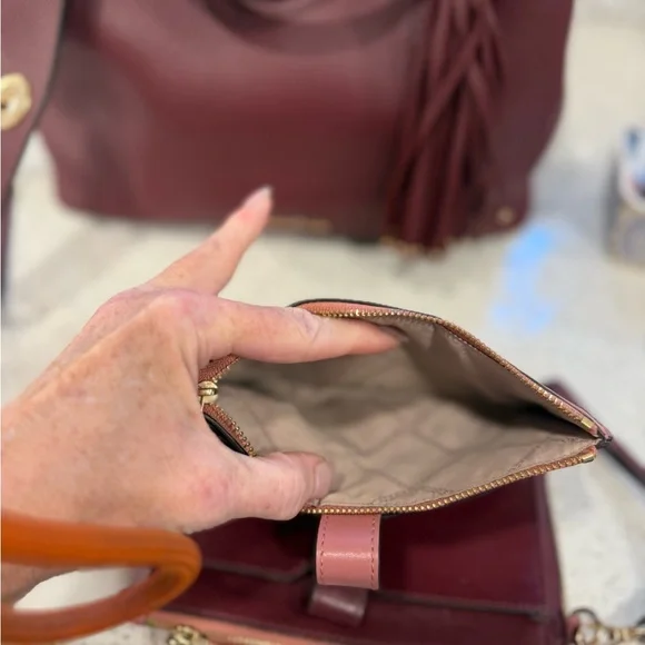 Elegant Burgundy Handbag and Wallet Set - Picture 6 of 6